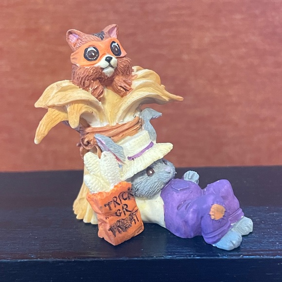 Hallmark and Enesco Haunted House Set (#4). - Picture 8 of 10